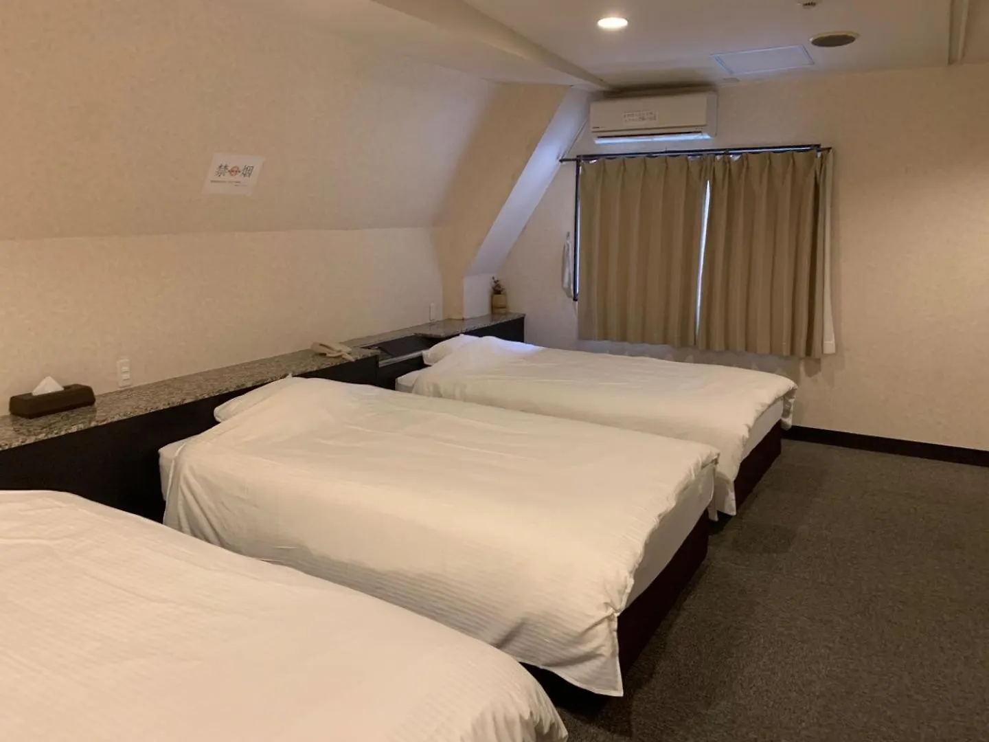 大阪グランドホテル Osaka Grand Hotel Yao